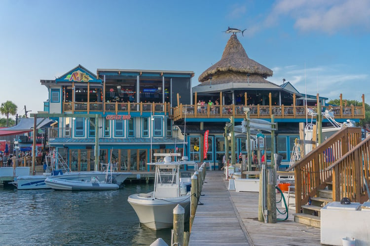 No Ordinary Walk In Harborwalk